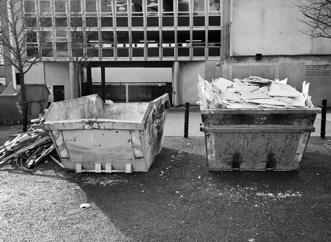 Construction site with efficient waste clearance in Norbiton