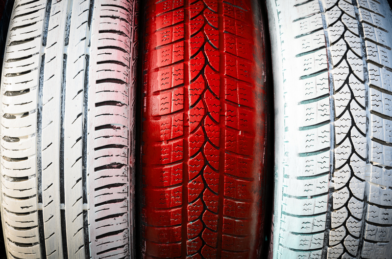 Responsible Ways to Throw Away Masks, Gloves, and PPE